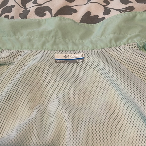 Columbia Light weight summer top - Picture 4 of 4